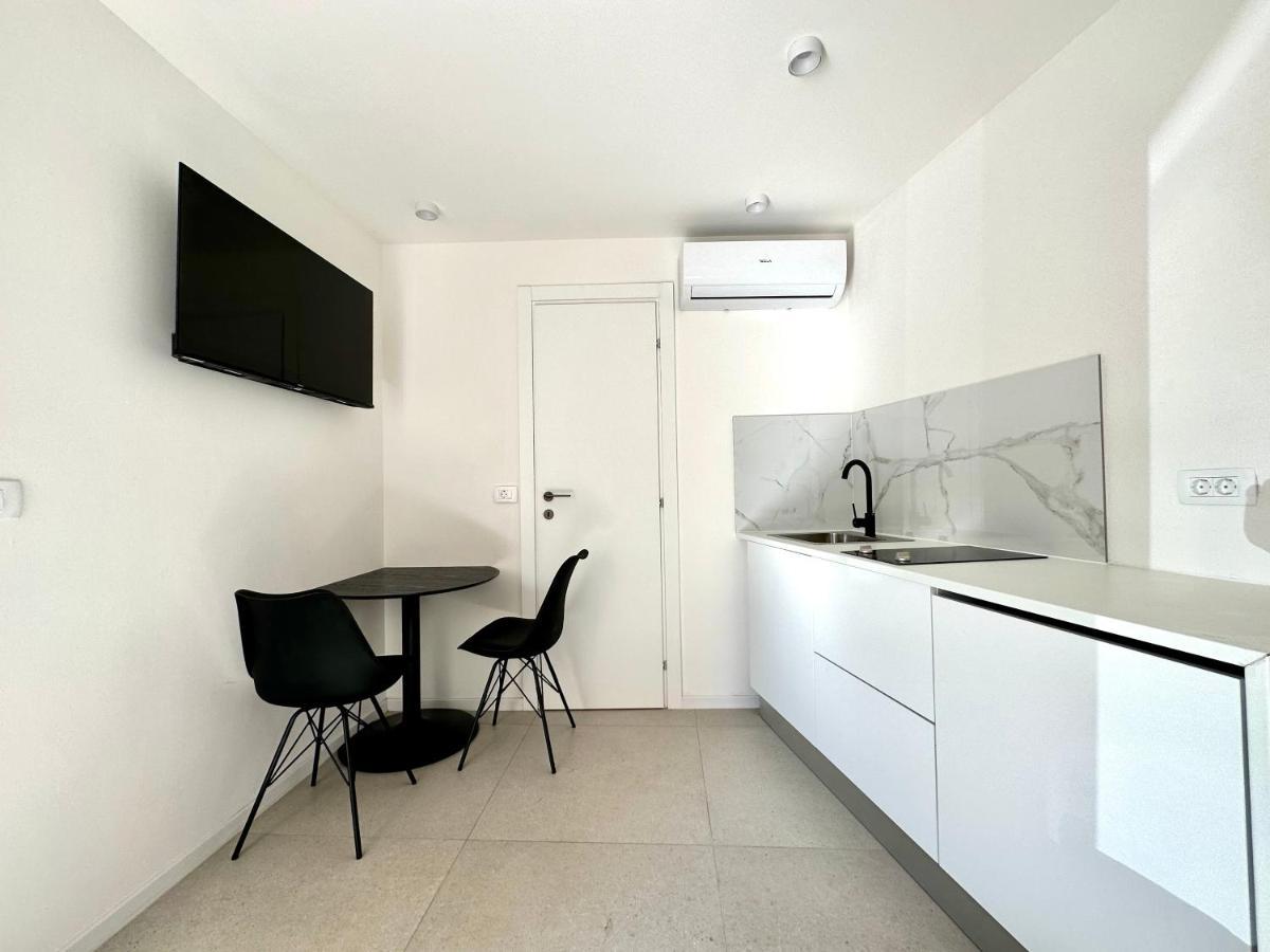 Damir Skomina Apartments Koper Exterior photo