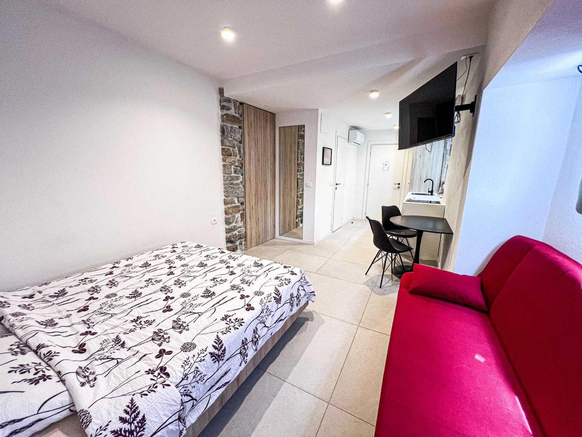Damir Skomina Apartments Koper Exterior photo